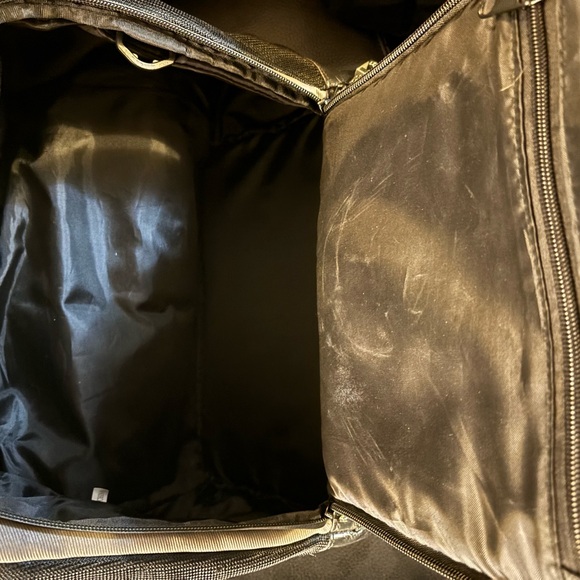 Betabrand backpack- camera backpack! The Storrist with 2 padded inserts - Picture 5 of 11